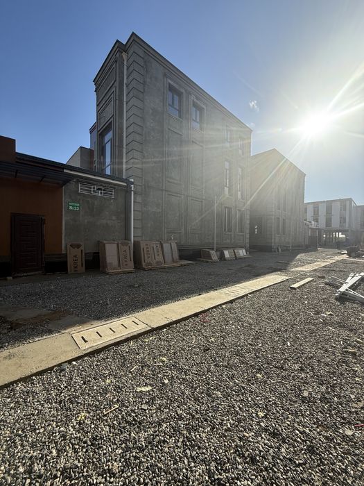 2.5 Сотокли 3 этажли Танхафус Сотилади 1 йилга Рассрочка