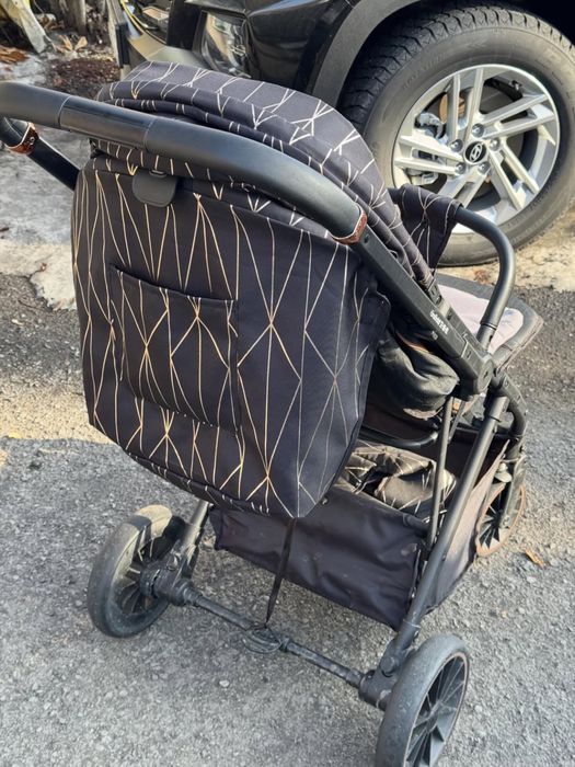 Детская коляска в хорошем состоянии