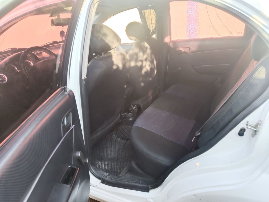 Продам автомобиль Шевролет