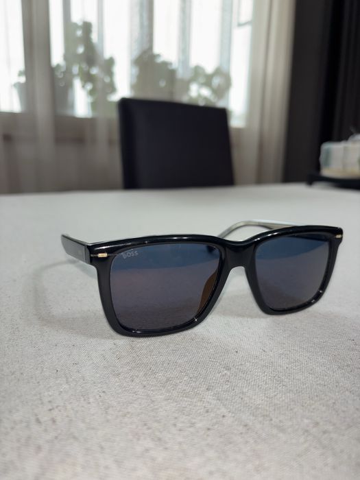 Слънчеви очила Boss