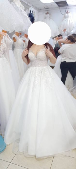 Vând rochie de mireasă
