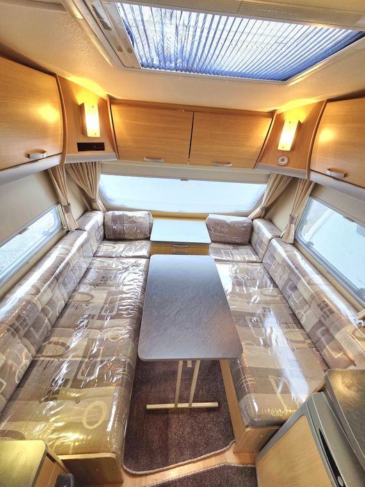 Rulota Swift  Alpine 2009 – Mover, cort mare, baie cu duș separa