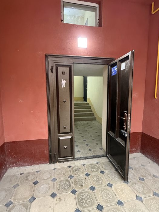 2 хонали квартира арзон нархда сотилади!