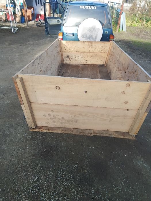 Remorcuta după jeep sau tractoras