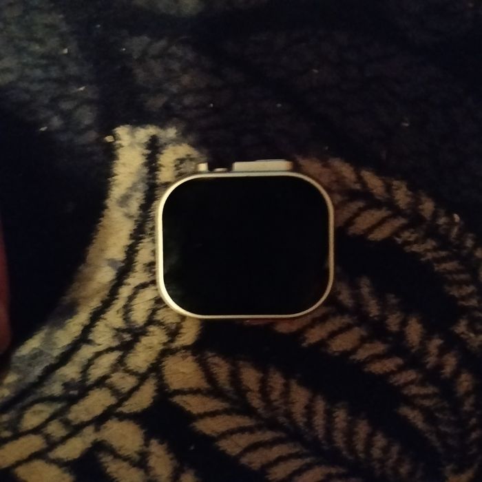 Часы к 95 продаю