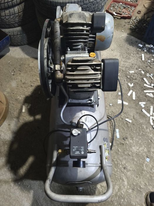 Продаётся компрессор