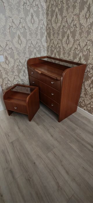 Спальный гарнитур