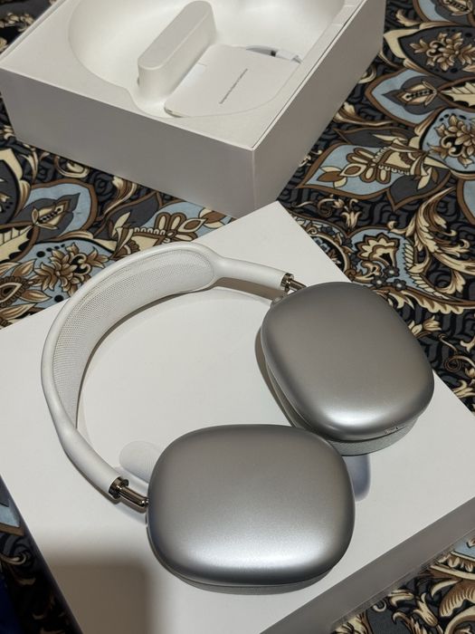 AirPods Max(почти новые)