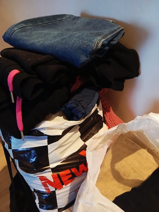 Отдам вещи даром