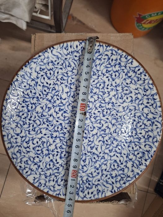 Порцеланова чиния BY BONE