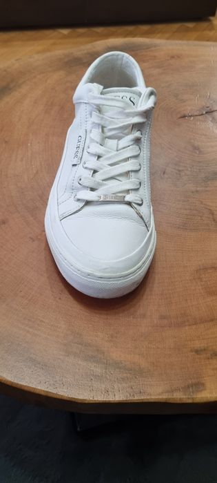 Спортни обувки guess