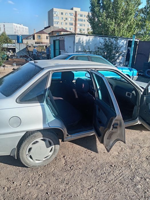 Продам нексию 2 на полном ходу