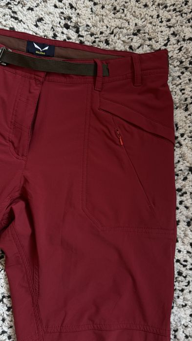 Нови дамски панталони Salewa размер М