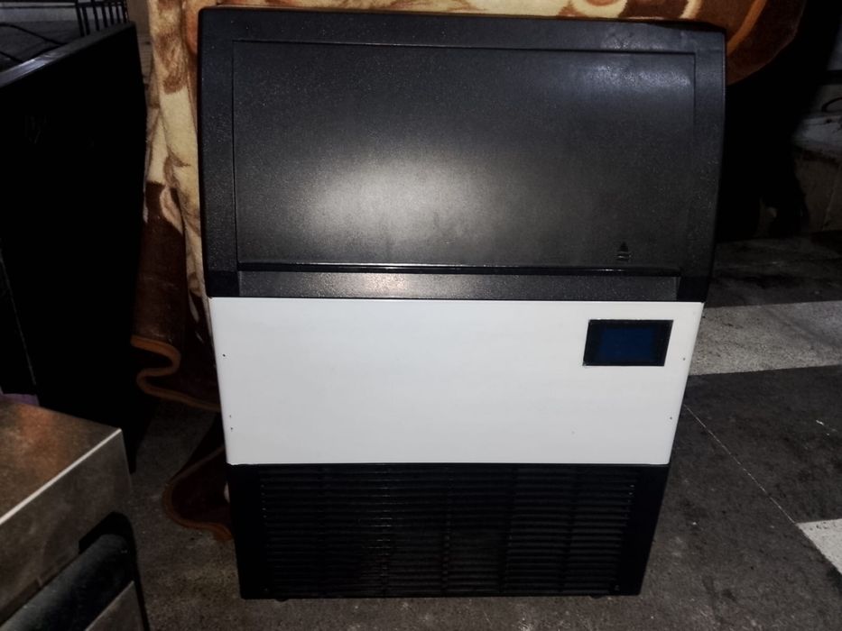 Продаем 2 леда генератора