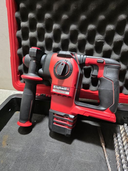 Vând rotopercutor einhell