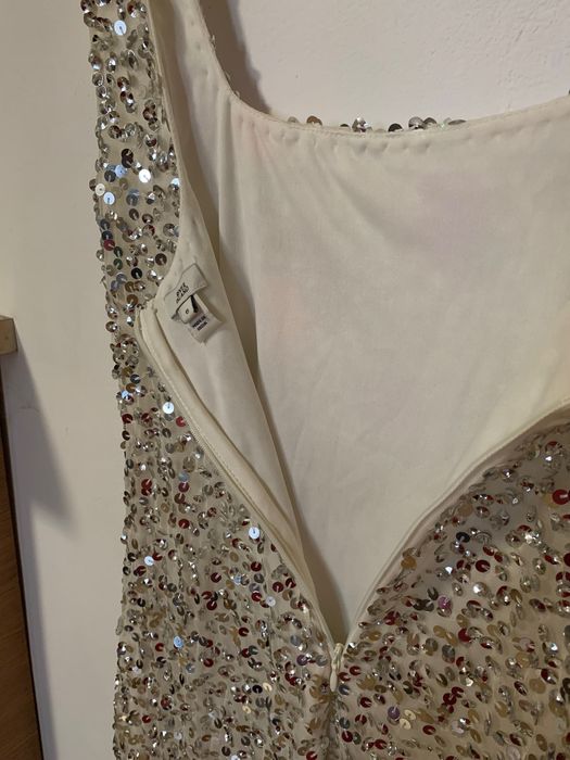 УНИКАЛНА нова рокля