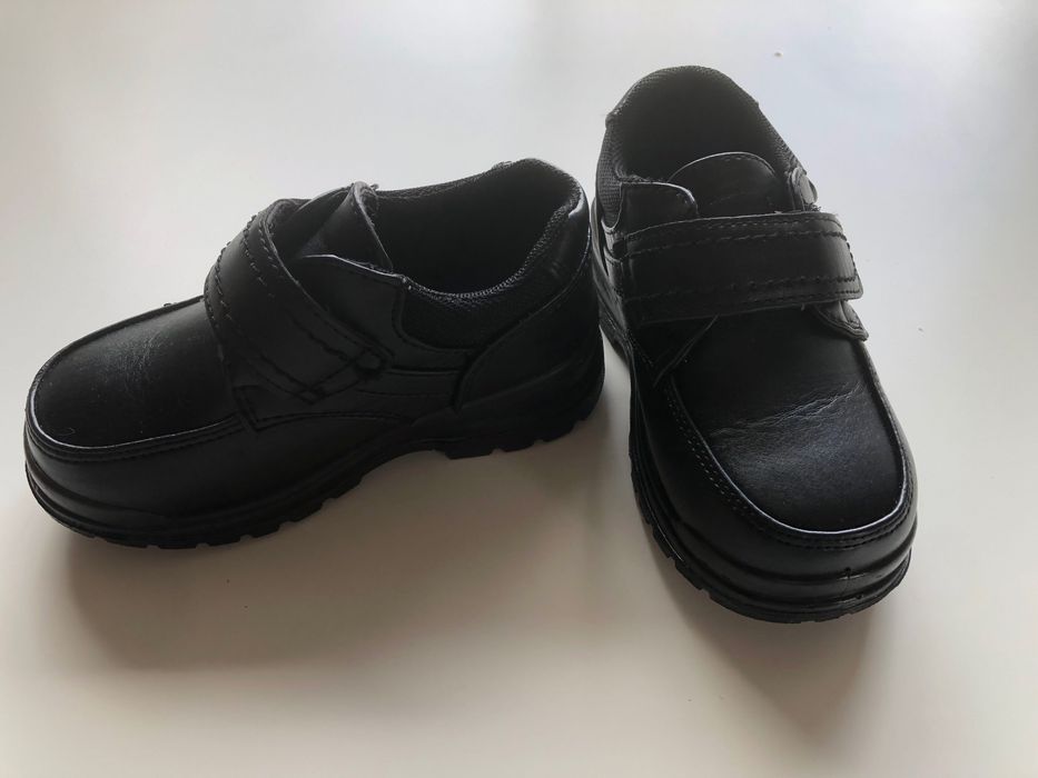 НОВИ Кожени обувки за момченце от Англия