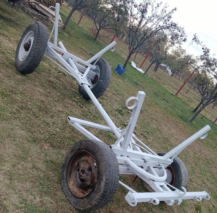 Vând căruță pt tractoare