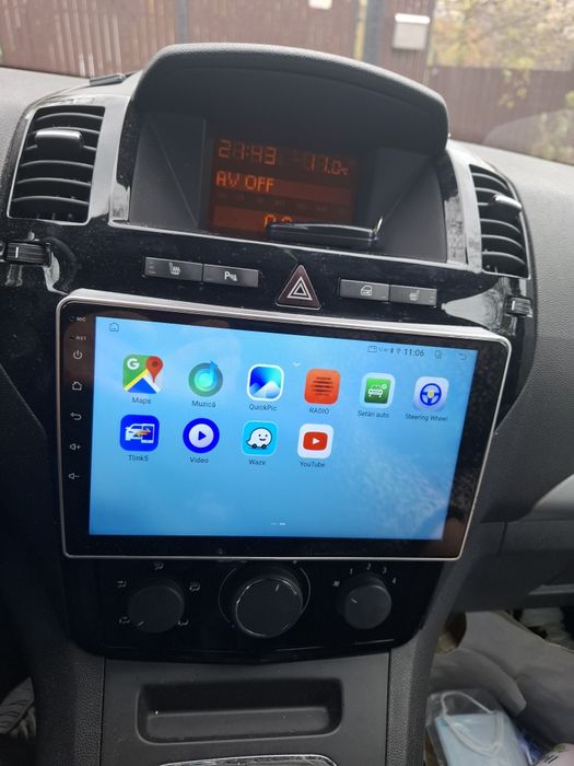 Navigator GPS pentru Opel