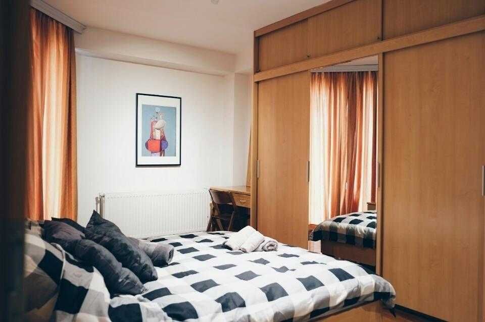 Дава се под наем Двустаен апартамент в Бургас, Изгрев - 57 кв.м за 229.5 € - Снимка #3