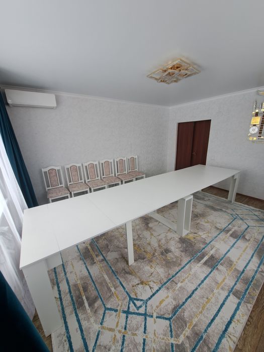 Стол трансфер со стульями