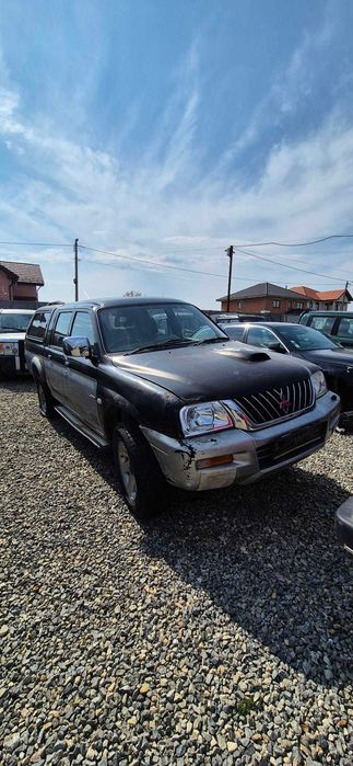 Mitsubishi L200 pentru dezmembrat