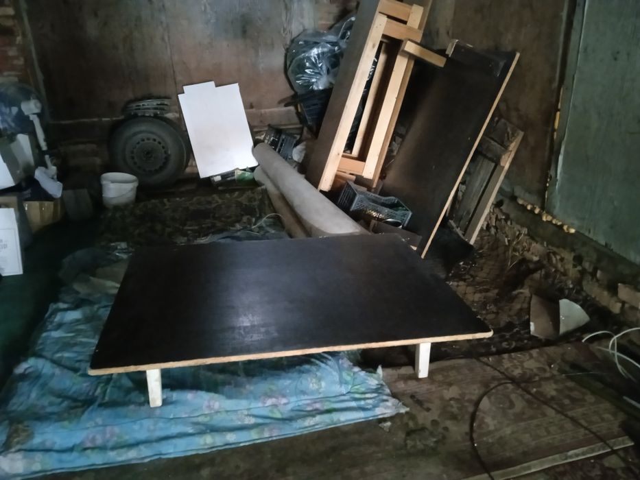 Продам столы в хорошем состоянии