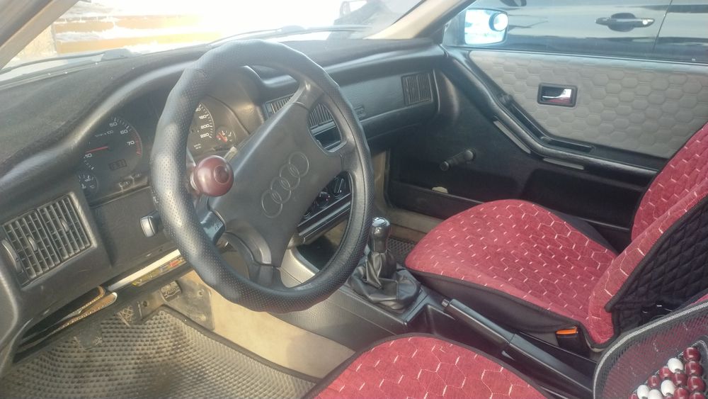 Продам машину Ауди б3