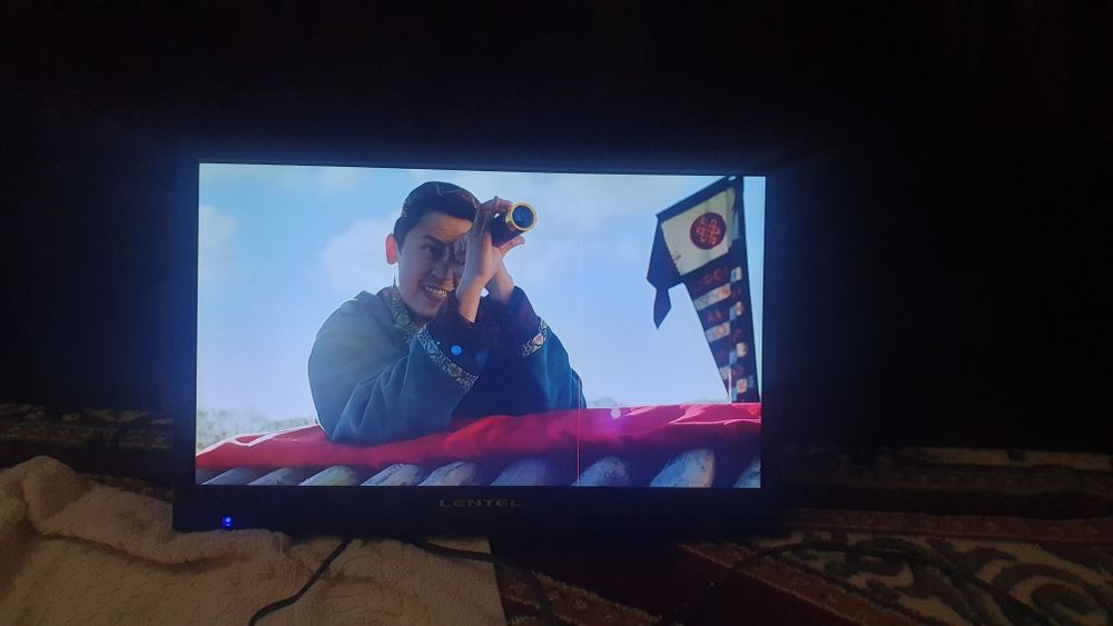 Monitor 19 дюйм укиб кейин тел килинглар