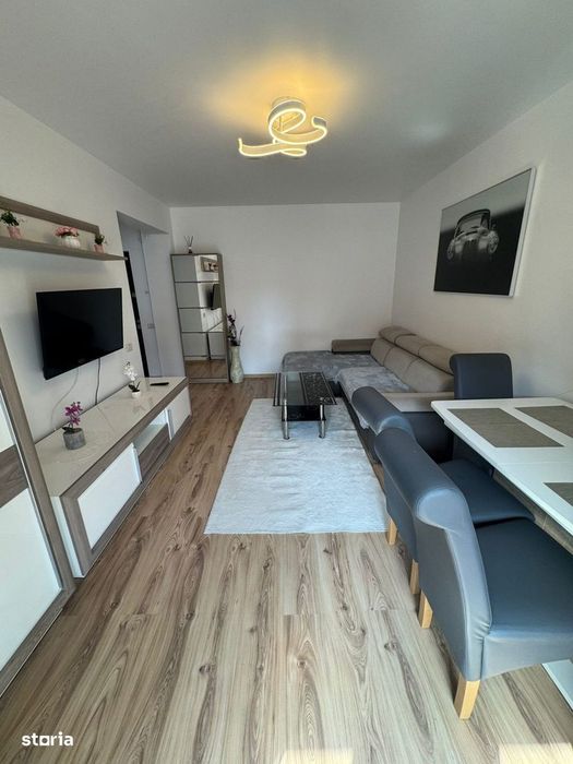 Apartament 2 camere | Decomandat | Centrală proprie | Parcare gratuită