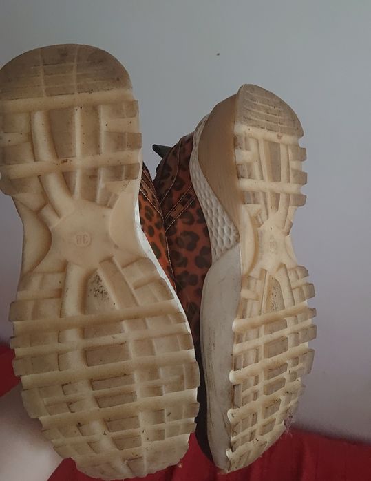 Adidasi Benaza leopard print