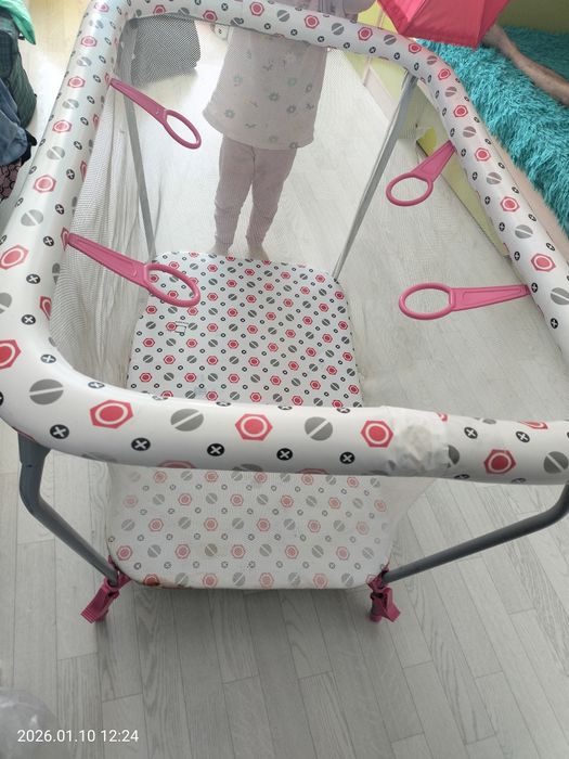 Продам манеж детский