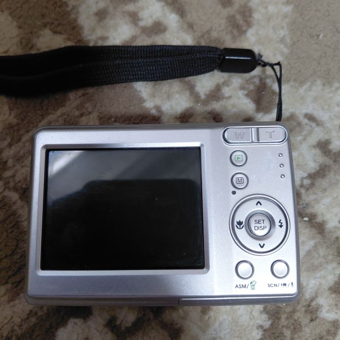 Продам цифровой  фотоаппарат .