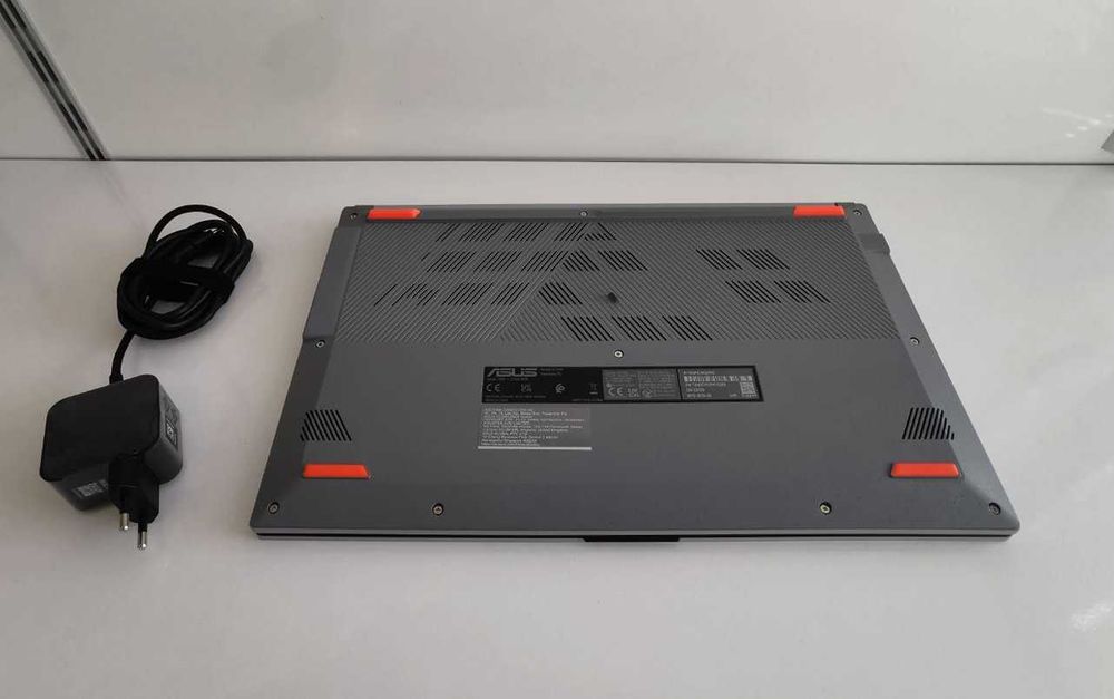 Лаптоп Asus Vivobook Go 15 E1504FA-BQ2345 (8GB-512GB)