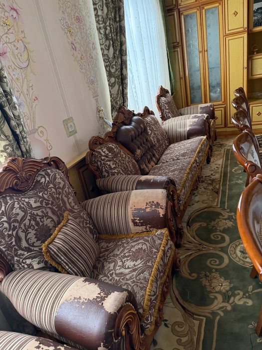 Мягкий мебель диван