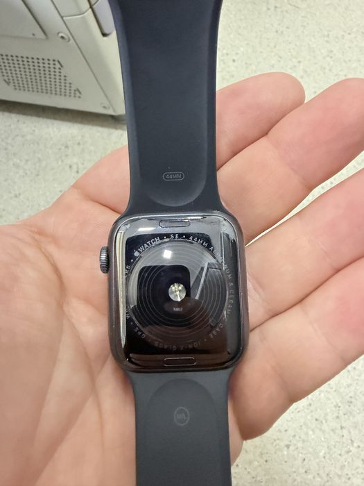 Apple Watch SE (GPS) 44 MM, 2021
