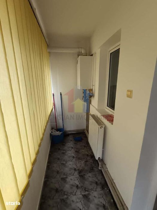 LIBER 3 camere, parter cu balcon 14 m, Semimobilat, Garii
