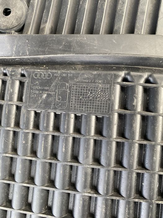 Комплект стелки за ауди а6ц7