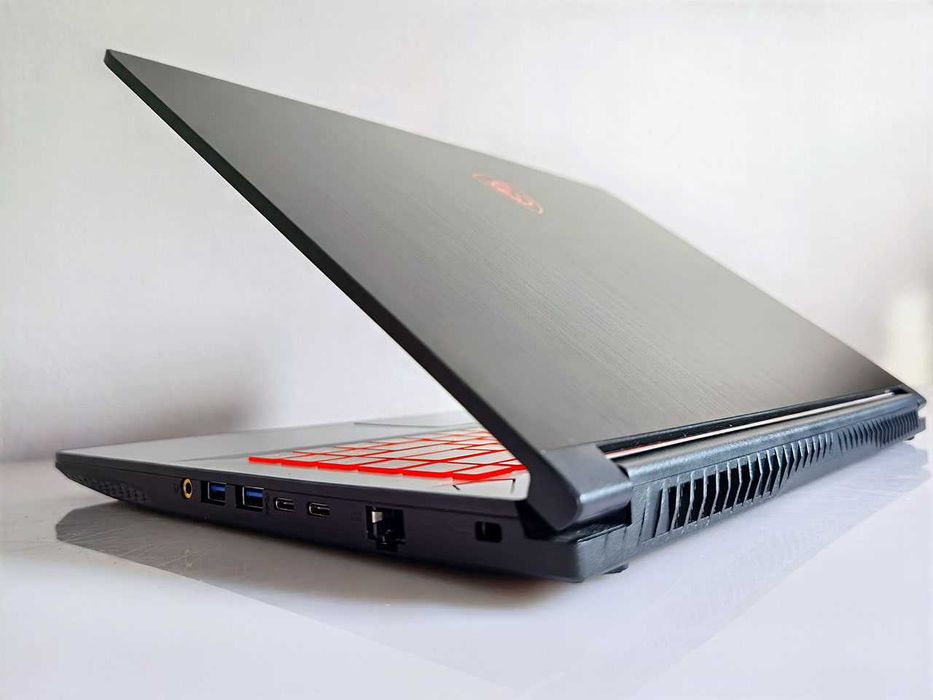 Laptop 32gb ram Gaming I7 INTEL led 144Hz placa video dedicata NVIDIA