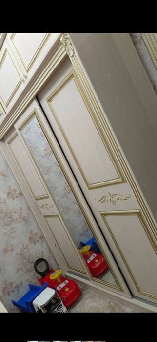 Detskiy mebel sotiladi