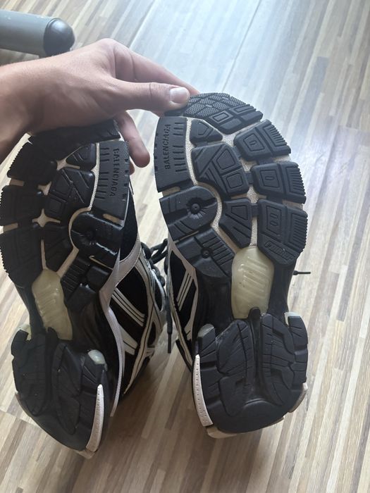 balenciaga runner