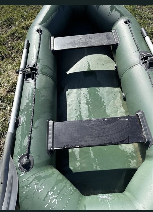 Vand Barca Kolibri K260 l cu 130 cm interior