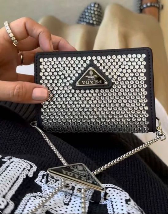 Прада чанта P*R*A*D*A