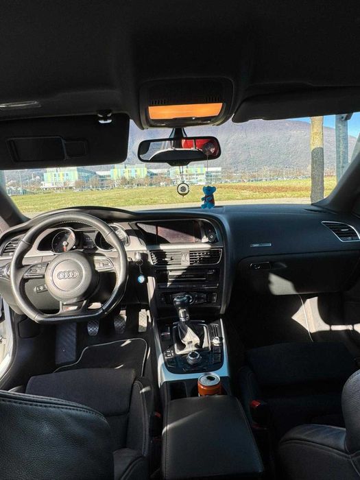Audi A5 2.0 TDI S line