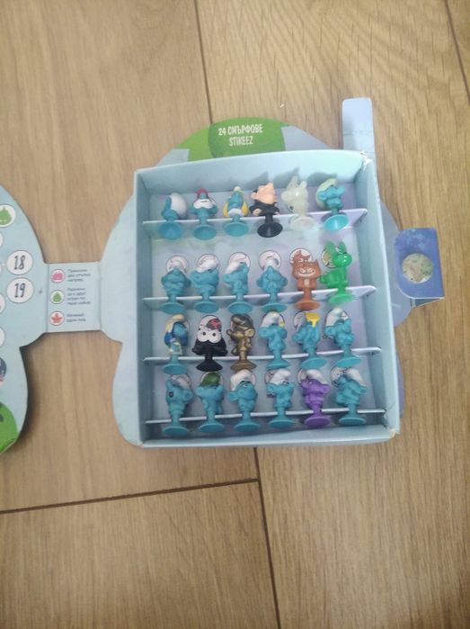 Sticky Смърфовете цялата колекция!!!