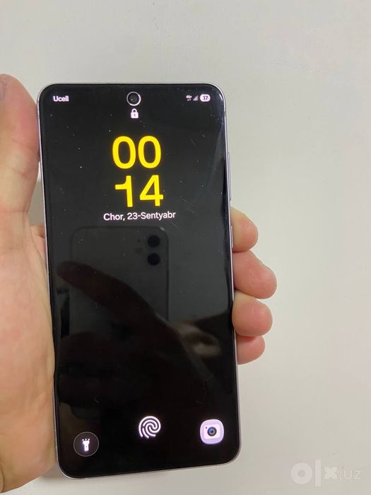 S21 FE 5G sotiladi. Holati ideal