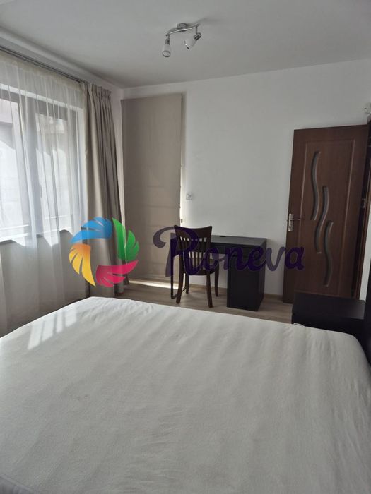 Дава се под наем Тристаен апартамент в Варна, Червен площад - 86 кв.м за 650 € - Снимка #3