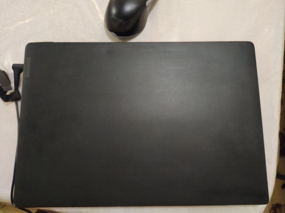 Lenovo Noutbuki sotiladi