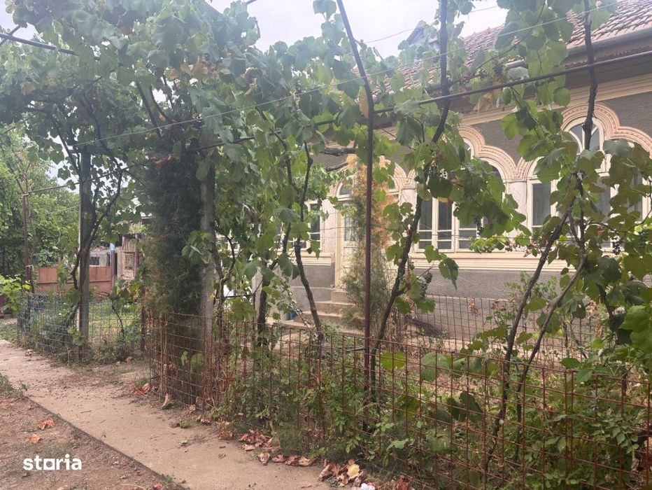 URGENT CASA renovata, 2023 mp teren, LA PRET DE GARSONIERA !!! com LEU