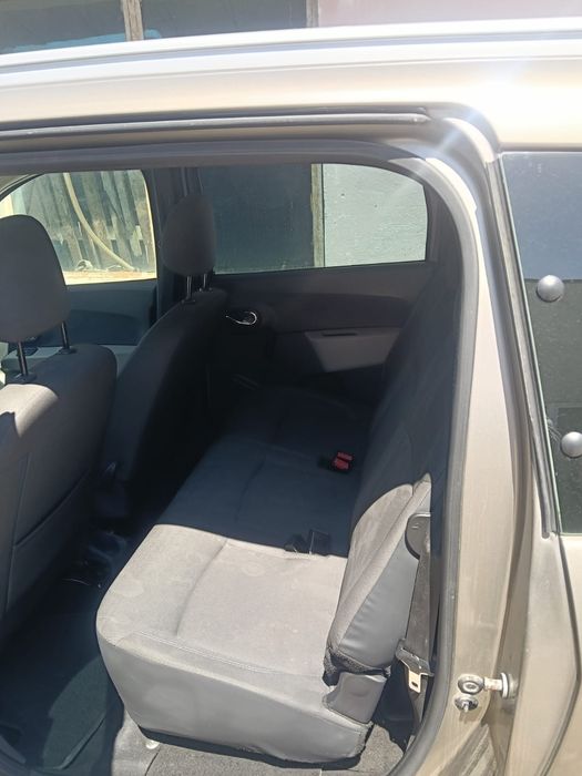 Dacia Lodgy 1,5dci-110 cp-2015-E5
